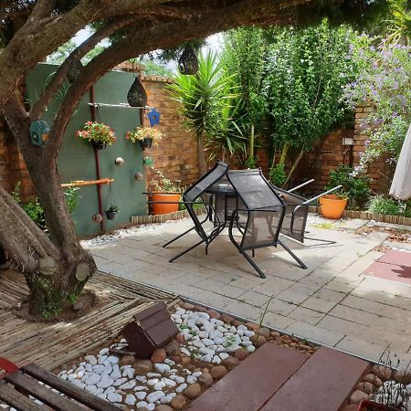 The Lazy Grape Guest Lodge & Spa Benoni Exteriér fotografie