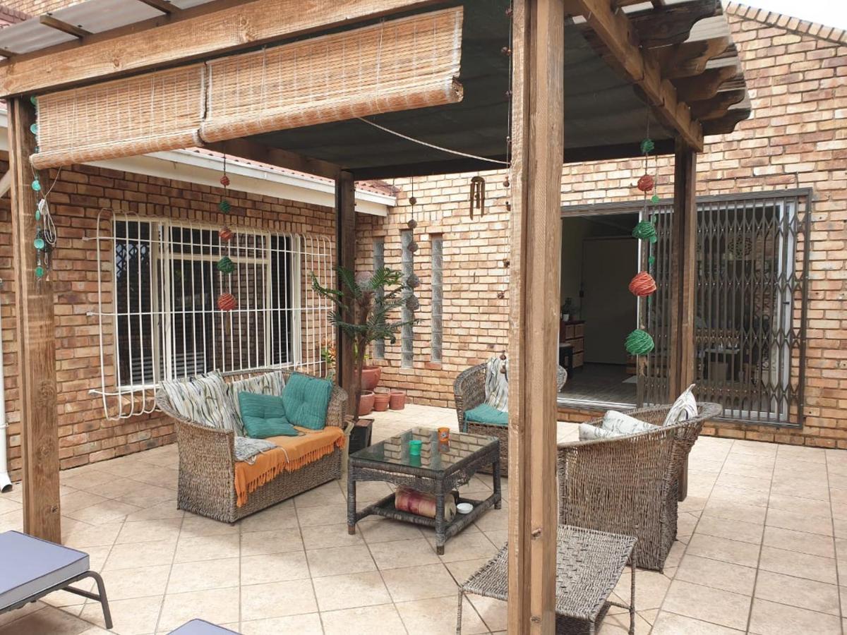 The Lazy Grape Guest Lodge & Spa Benoni Exteriér fotografie